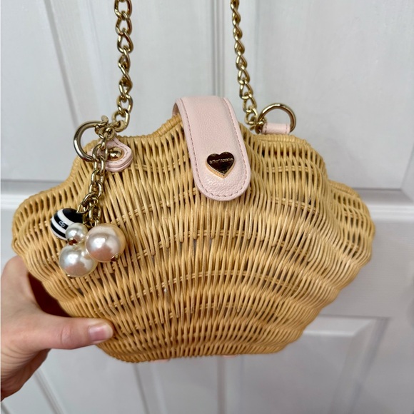 Betsey Johnson Rare Preppy Seashell Straw Crossbody Bag - Picture 1 of 7